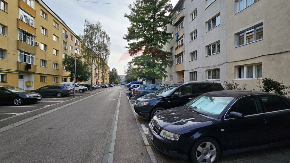 Apartament decomandat cu 2 camere în zona Burdujeni