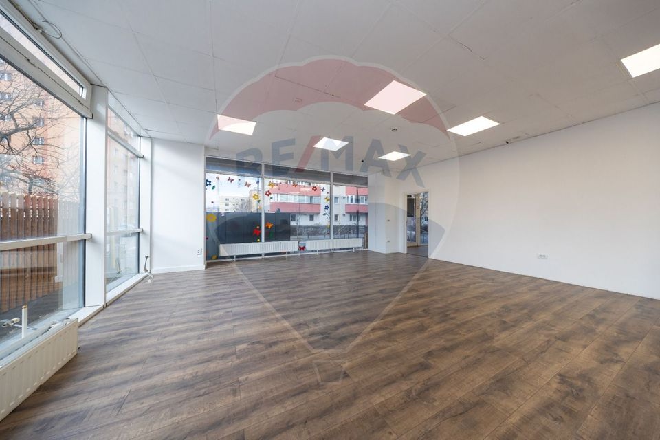 537sq.m Commercial Space for sale, Vlahuta area