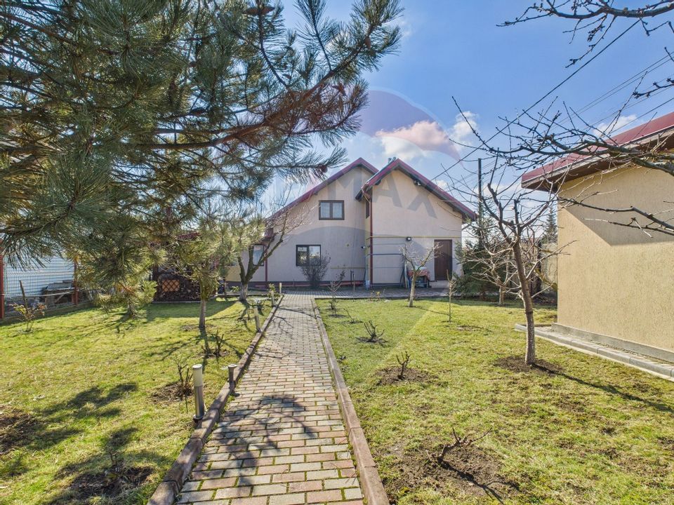 Casa de vanzare 5 camere in Ciolpani Ilfov