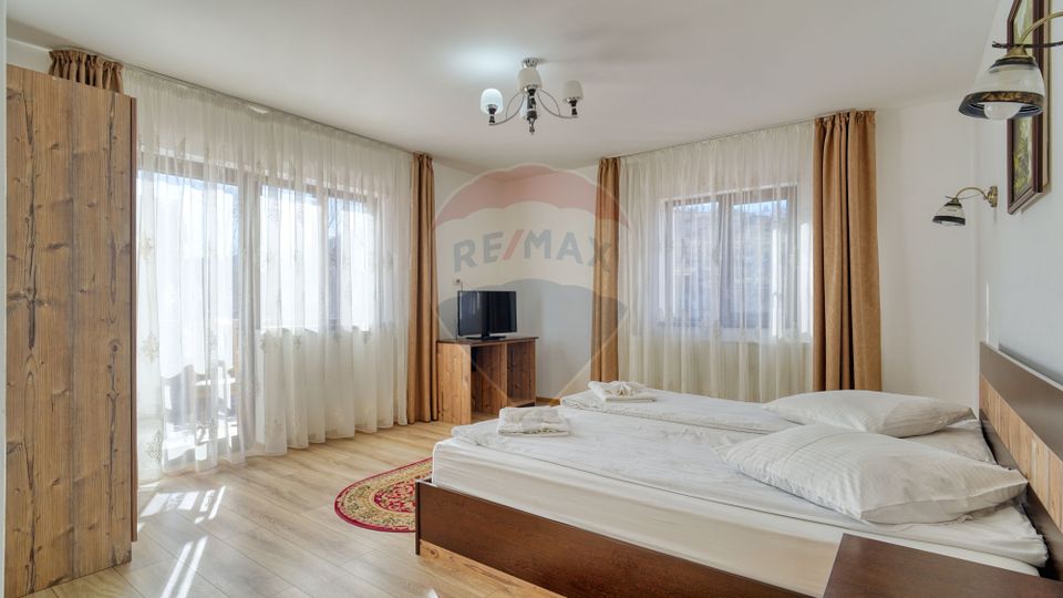 15 room Hotel / Pension for rent
