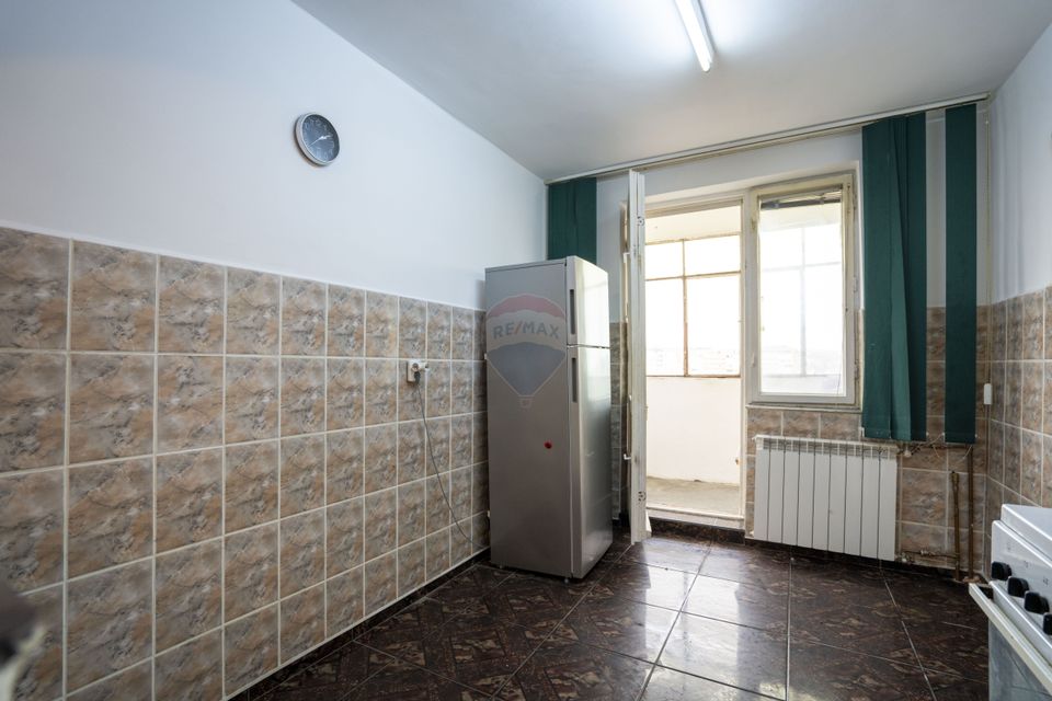 De vânzare apartament cu 4 camere, Bulevardul Decebal