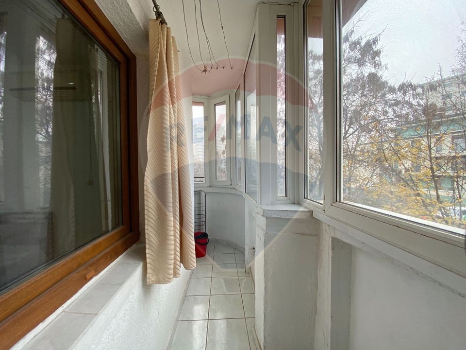 De inchiriat garsoniera în zona Vitan Mall