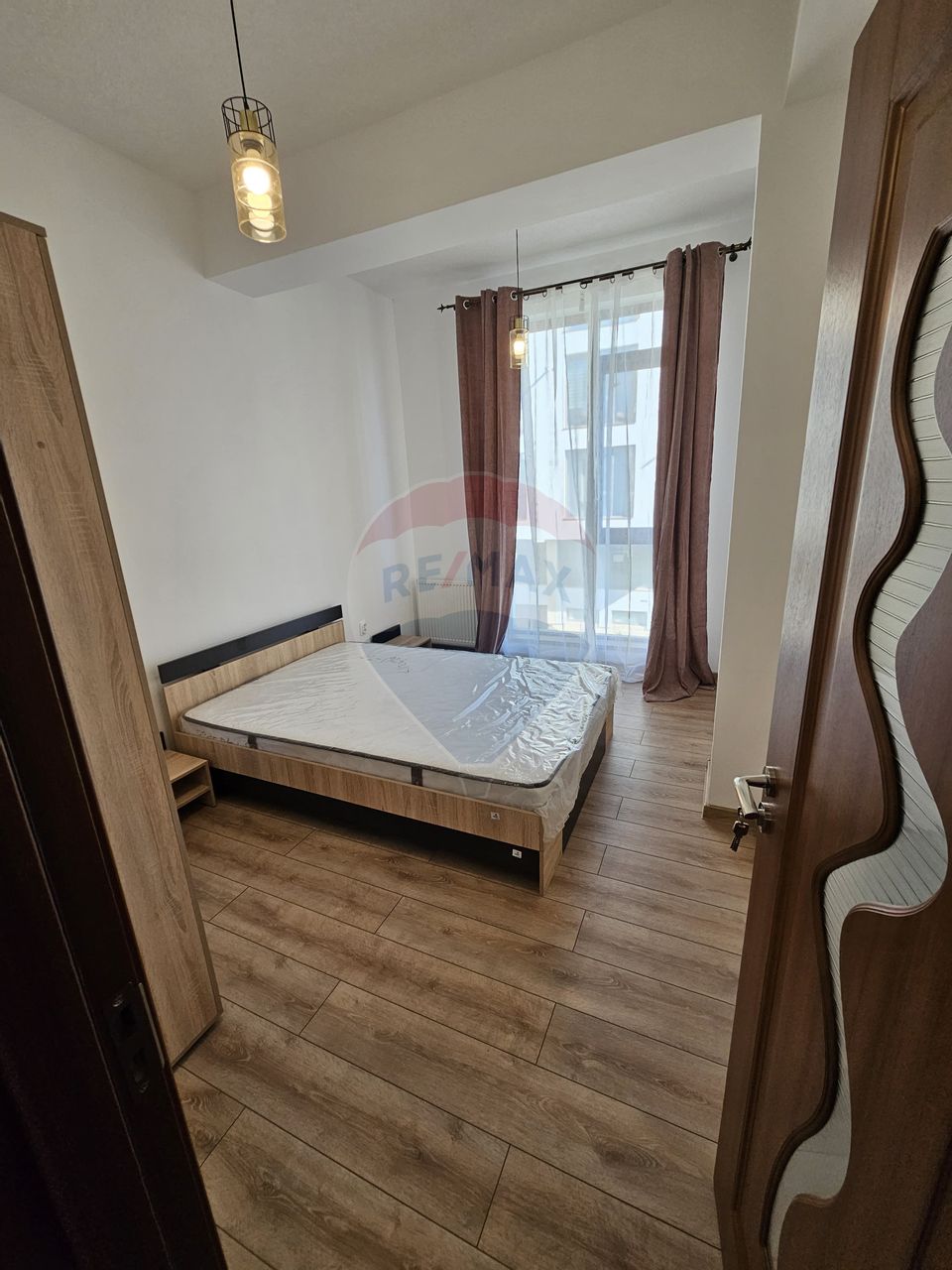 3 room Apartment for rent, Periferie area