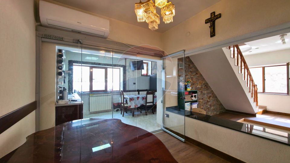 7 room House / Villa for sale, Giulesti area