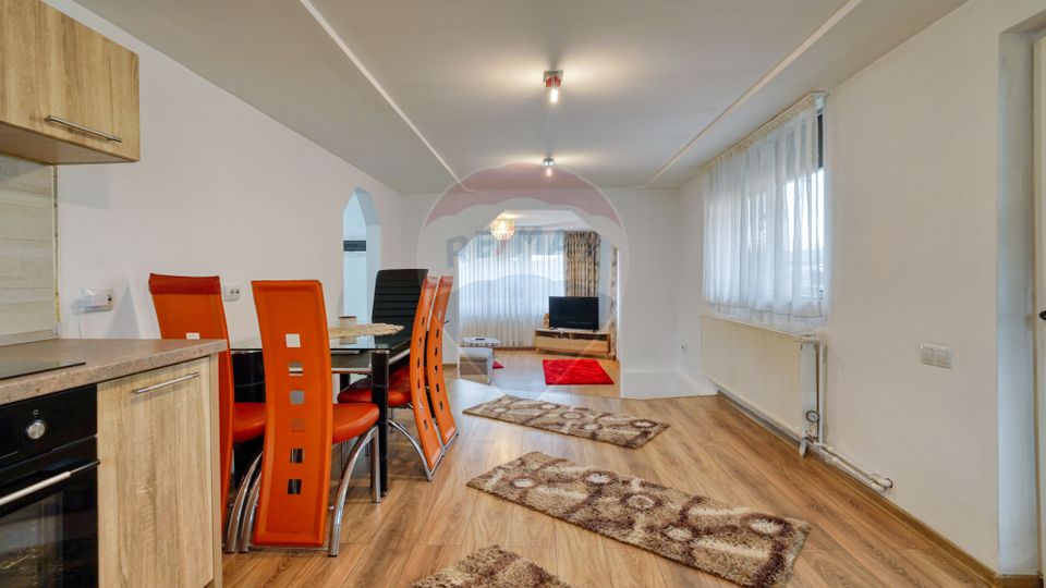 Renovated House with Land 1830 sqm in Prejmer!