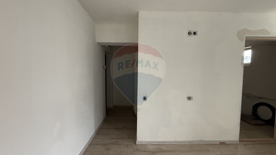 2 room Apartment for sale, Central area