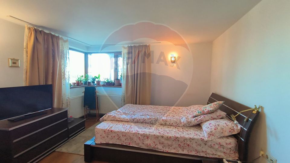 4 room House / Villa for sale, Nord-Est area