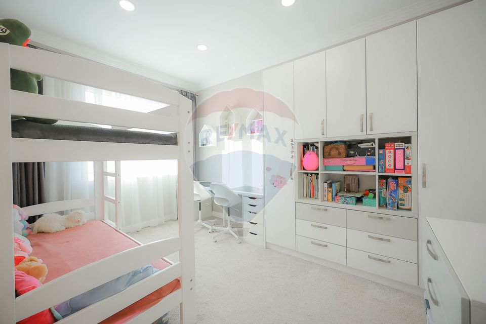 5 room House / Villa for sale, Dealuri Oradea area