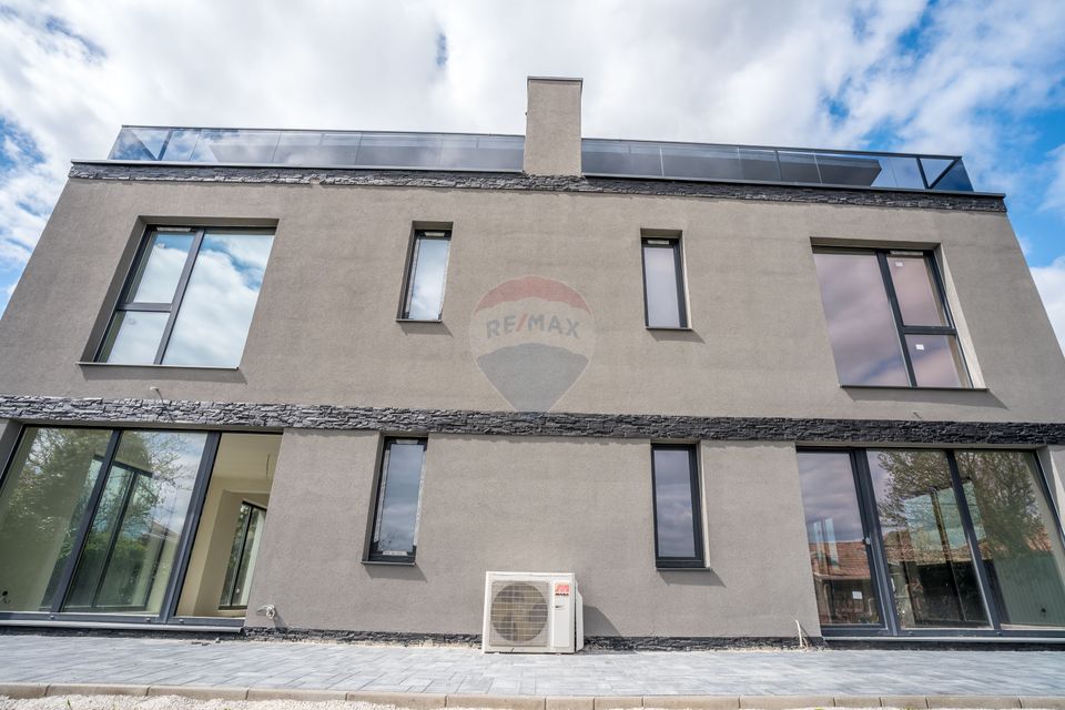 Duplex 5 camere, 60mp terase, zona linistita, comision 0