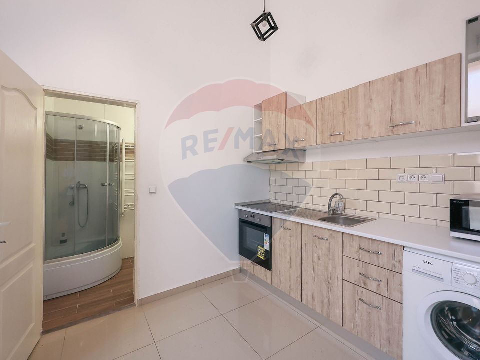 Apartament ultracentral în Oradea cu 4 camere și mezanin, de vânzare