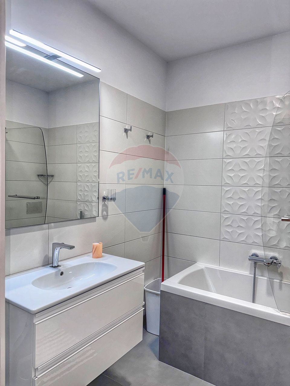 Apartament 2 camere Park Avenue Herastrau