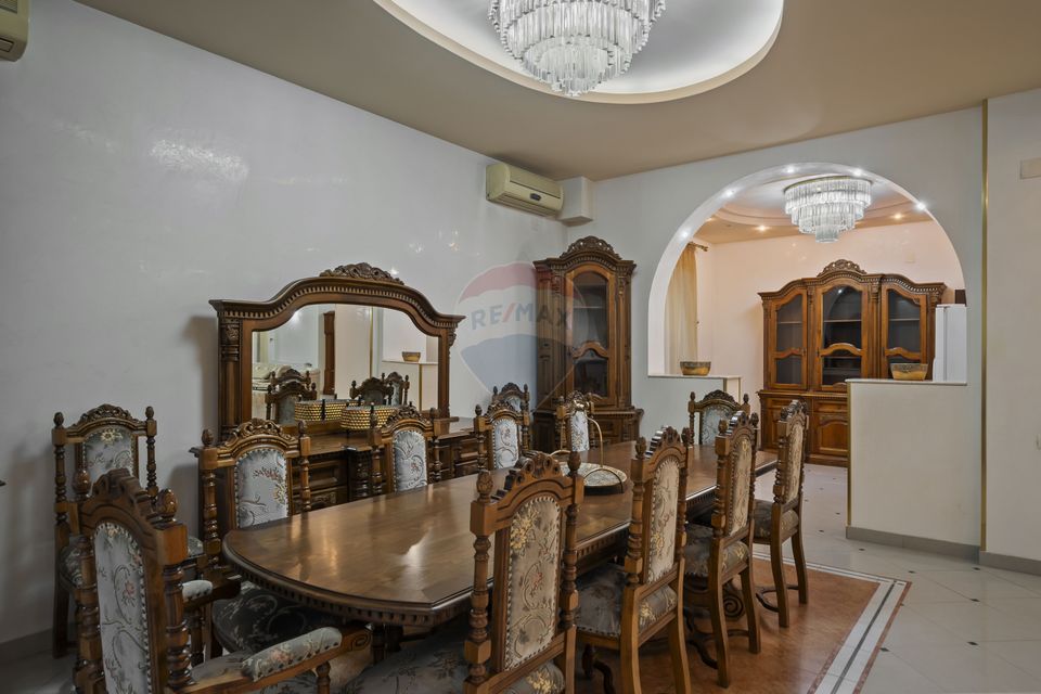 Casă / Vilă cu 6 camere de închiriat în zona Nord