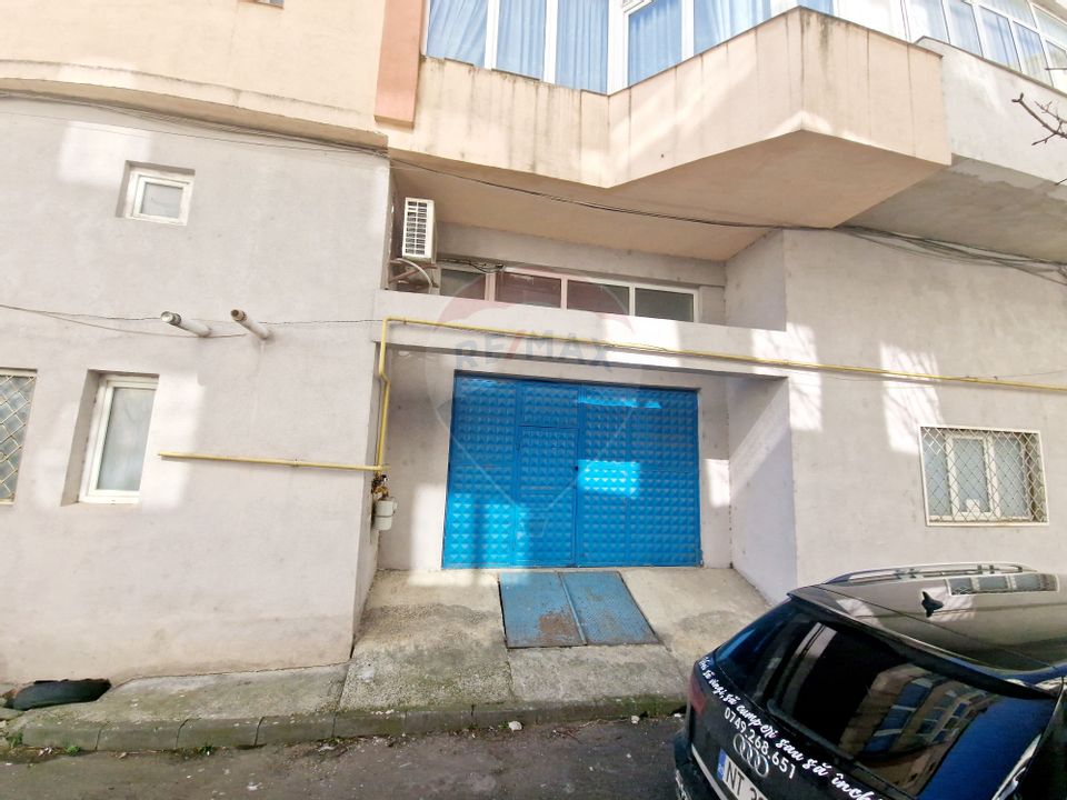 327sq.m Commercial Space for sale, Maratei area