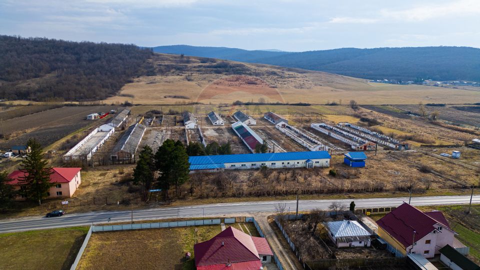 Spațiu industrial, comercial, depozitare,860mp,com Traian, jud Bacău,