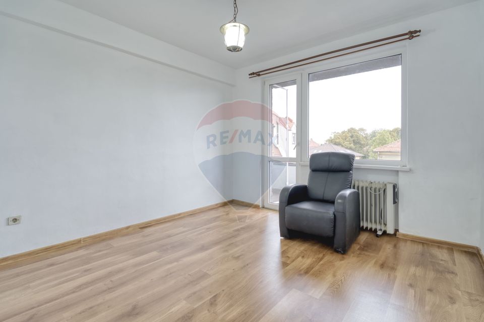 REZERVAT ! Apartament cu 2 camere de vânzare în zona 15 Noiembrie