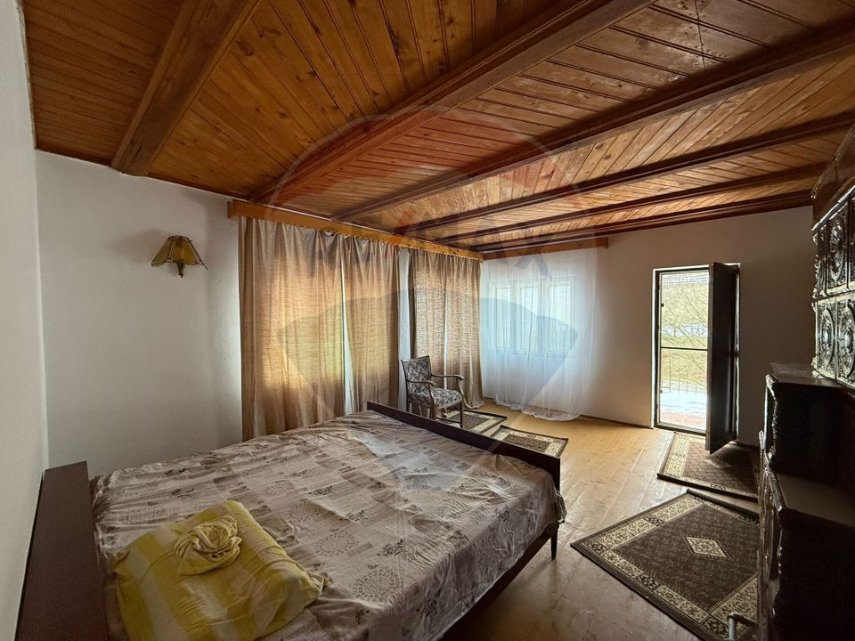 6 room House / Villa for sale