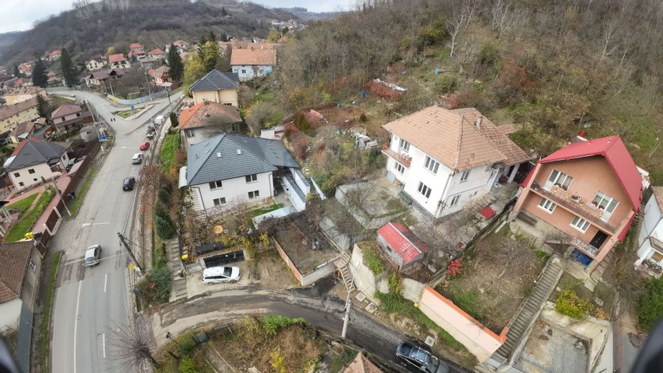 Casă / Vilă cu 5 camere de vânzare în zona Exterior Sud