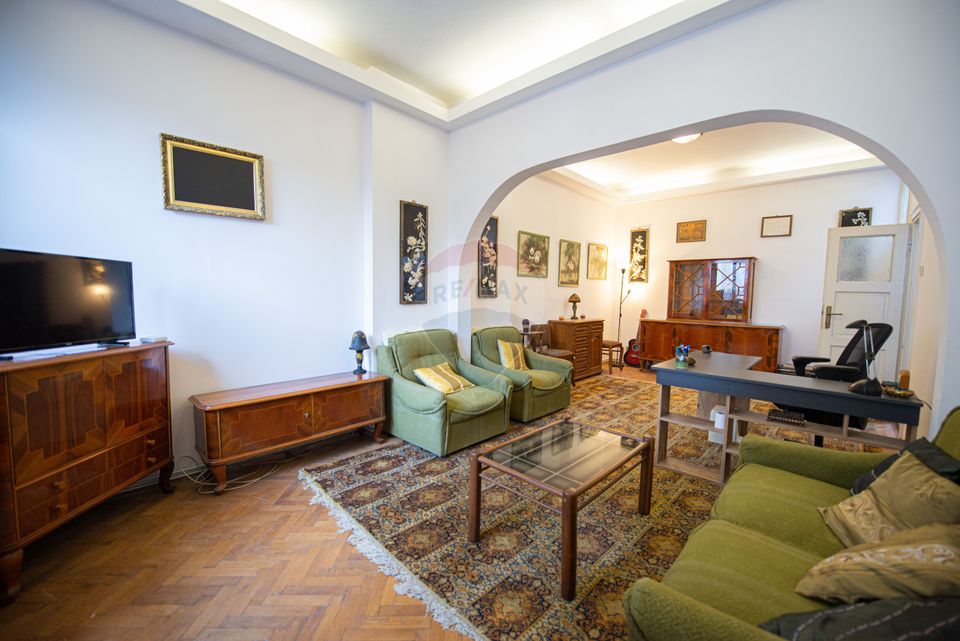 Vila de vanzare cu etaj Calea Calarasi Delea Veche