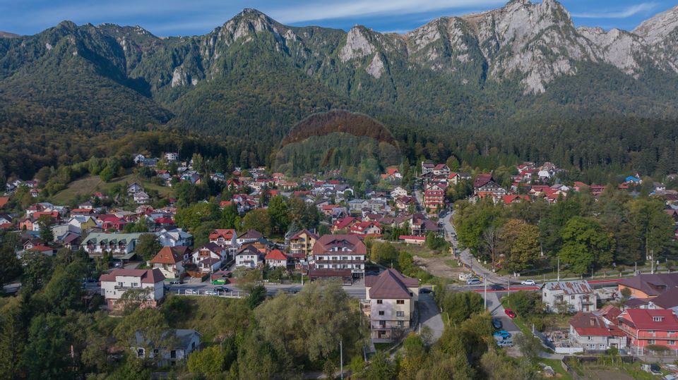 Hotel de 3 Stele Activ în Bușteni, cu Vedere Spre Munții Bucegi!