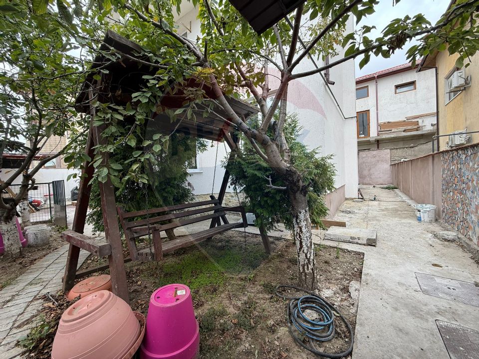 6 room House / Villa for sale, Sud area