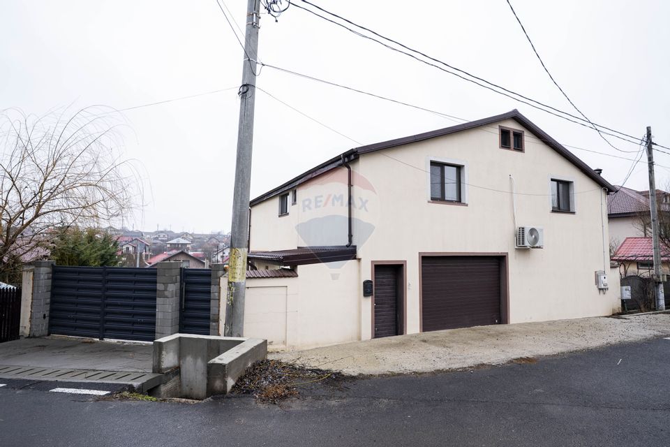 5 room House / Villa for sale