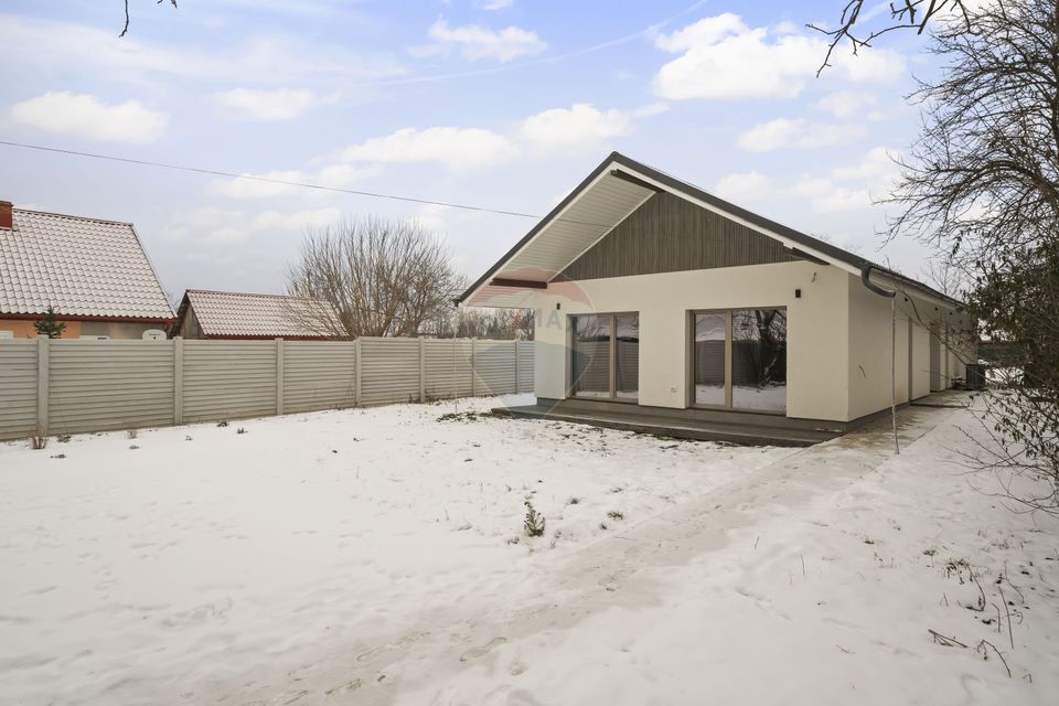 4 room House / Villa for sale