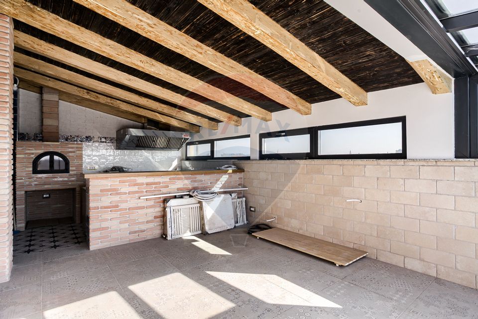 Penthouse exclusivist pe două niveluri, cu terasă– zona Intim