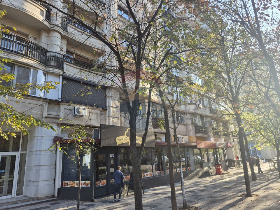 Apartament deosebit de 4 camere zona Decebal - Piata Alba Iulia