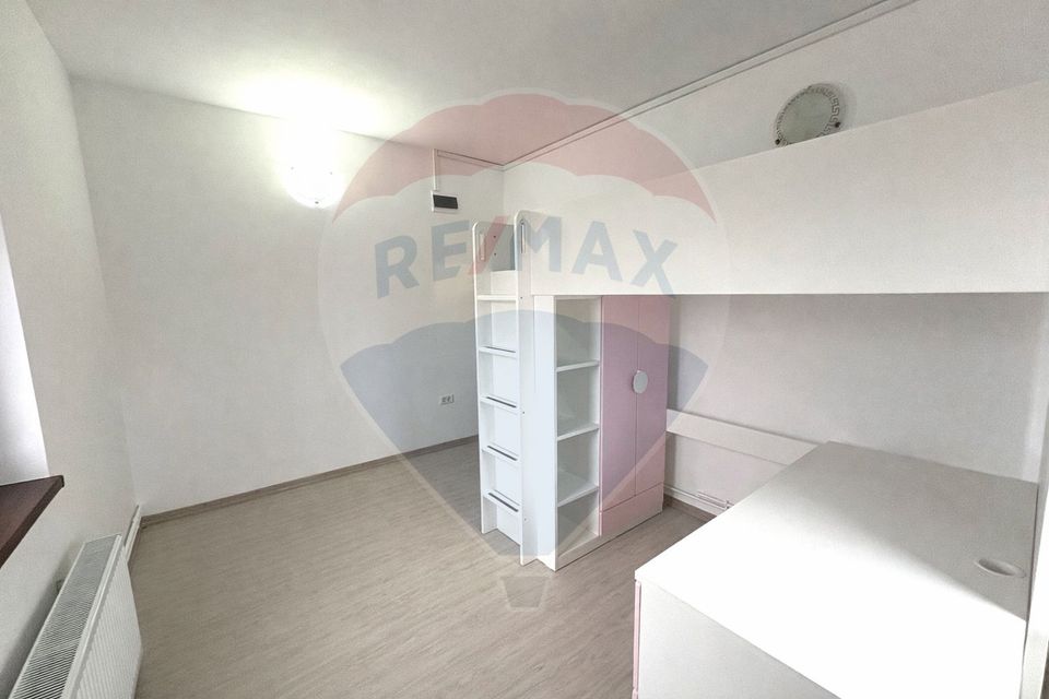 5 room House / Villa for rent, Palazu Mare area