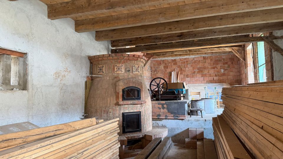 Casă autentică în Alma Vii – restaurare începută, potențial nelimitat