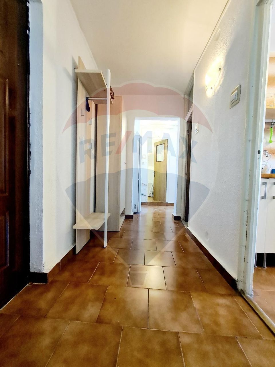 Apartament 2 camere decomandat Decebal/ P-ta Alba Iulia