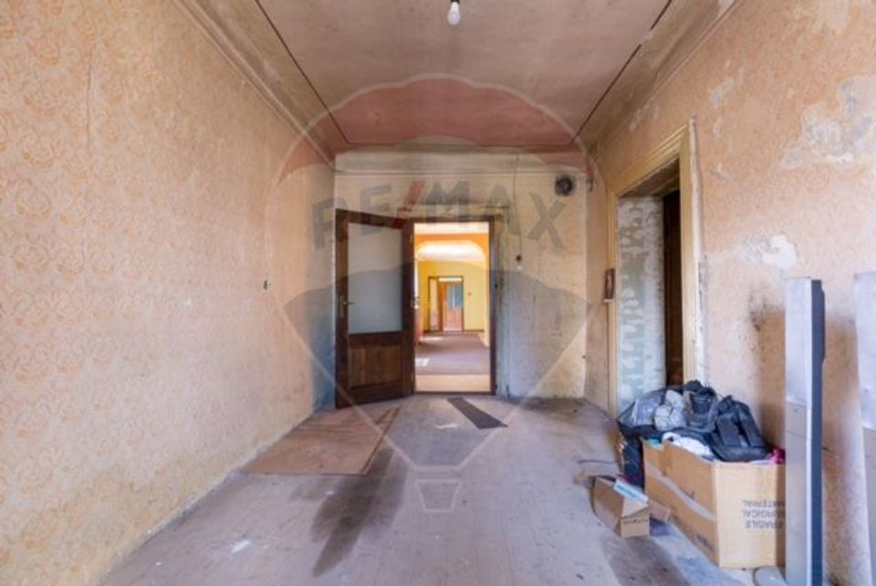 10 room House / Villa for sale