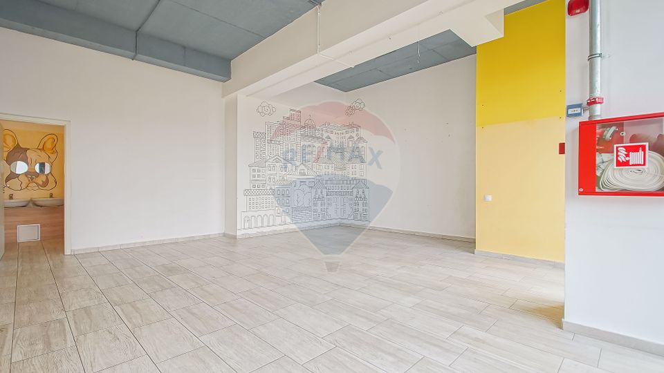 46sq.m Commercial Space for rent, Tractorul area