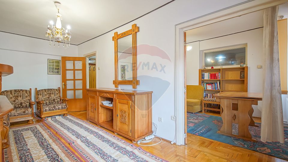 4 room Apartment for rent, Vlahuta area