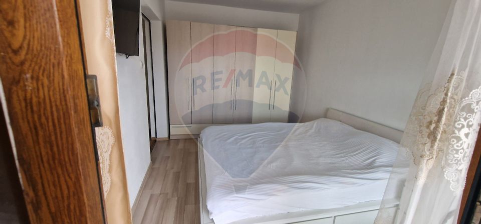 3 room Apartment for rent, Mioritei area