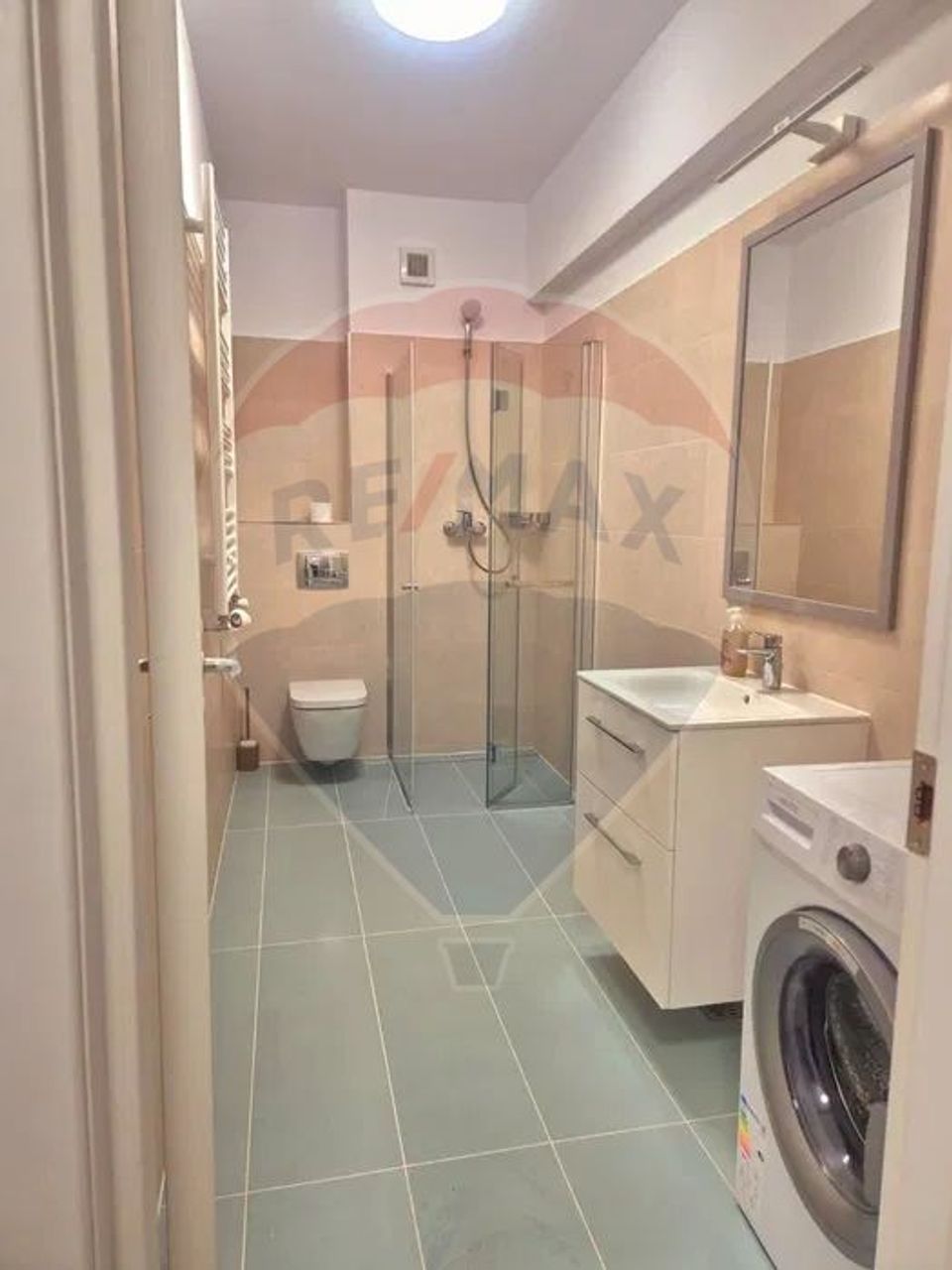 Apartament de închiriat cu o cameră Zona Nicolina