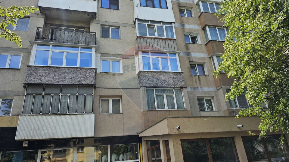 Apartament cu 4 camere confot 1 în zona Burdujeni-Suceava