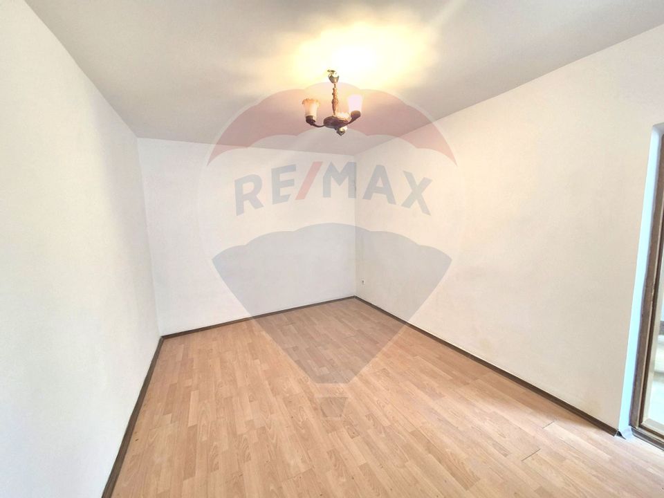 3 room House / Villa for sale, 13 Septembrie area