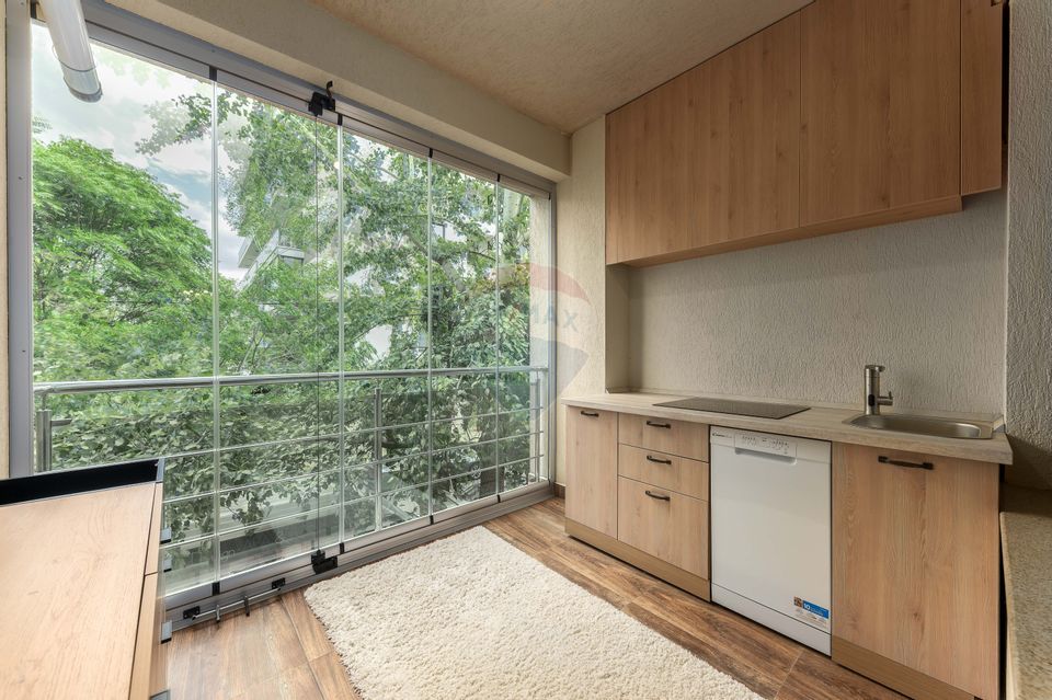 Apartament de vanzare cu 3 camere de vânzare în zona Baneasa