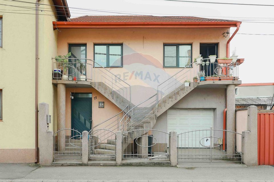 8 room House / Villa for sale, Central area
