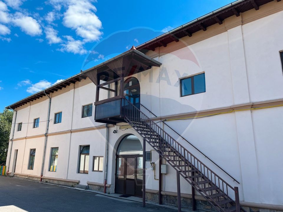 200sq.m Office Space for rent, Central area