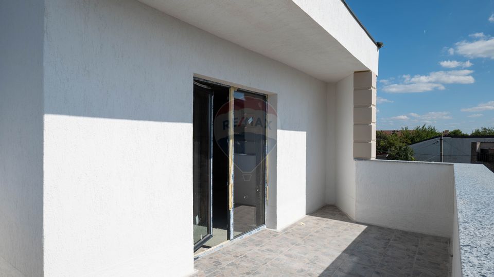 Vanzare duplex P+1+2 retras