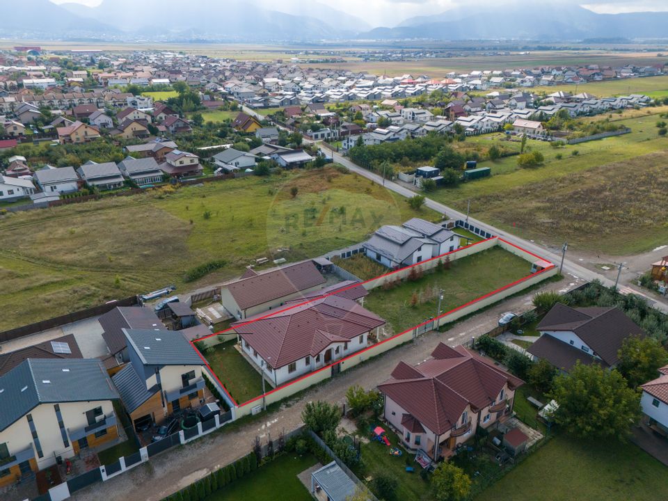 Casă single pe un nivel, construcție premium–Cartier Izvor, Tărlungeni