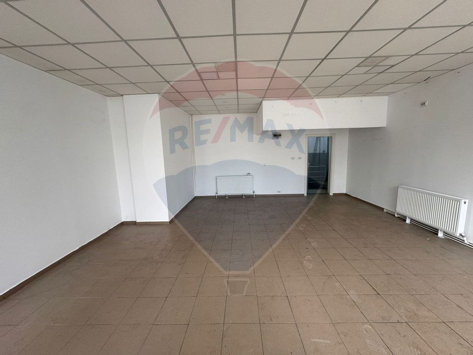 180sq.m Commercial Space for rent, 9 Mai area