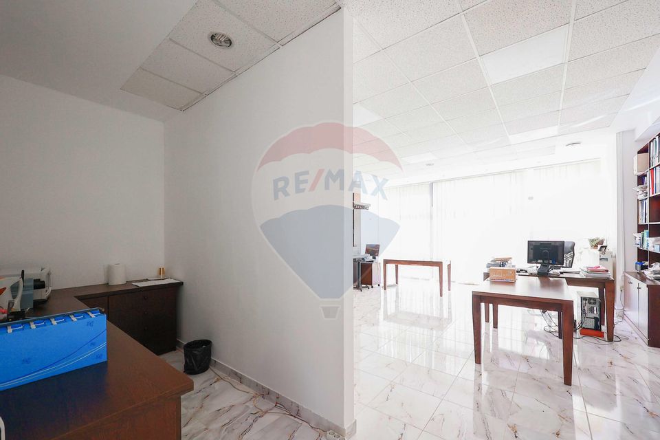 205.3sq.m Office Space for rent, Ultracentral area