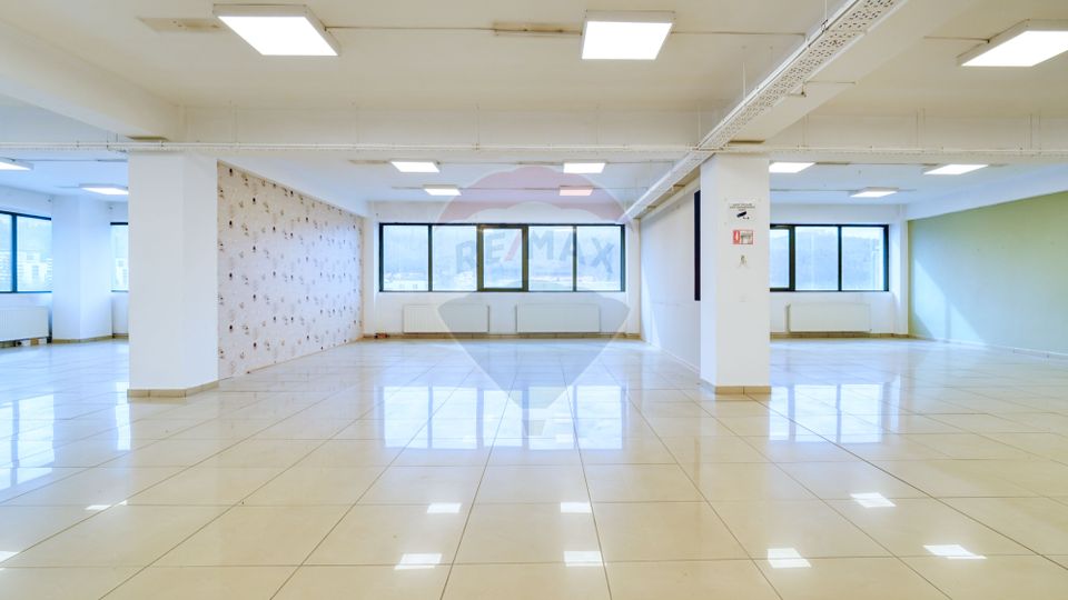 2,000sq.m Commercial Space for rent, Calea Bucuresti area