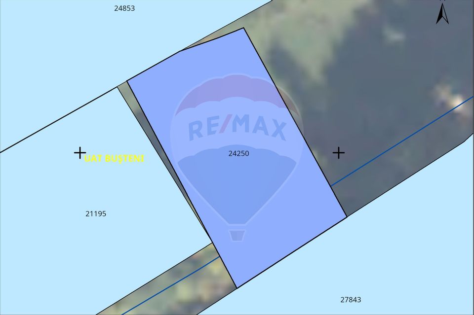 Teren intravilan cu vedere spectaculoasă spre Crucea Caraiman