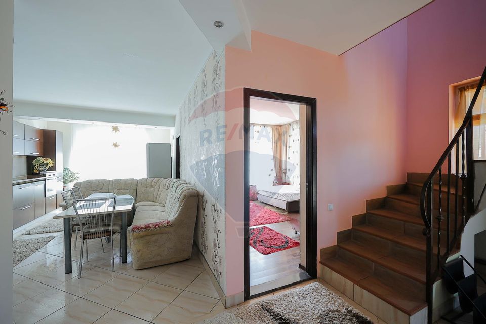 De vânzare casă cu 3 camere și teren 950 mp în Mihai Bravu