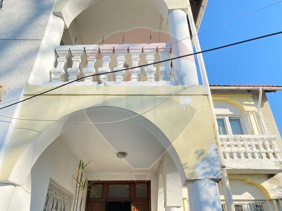 House of 316sqm and land of 780sqm Bucurestii Noi / metro Laminorului