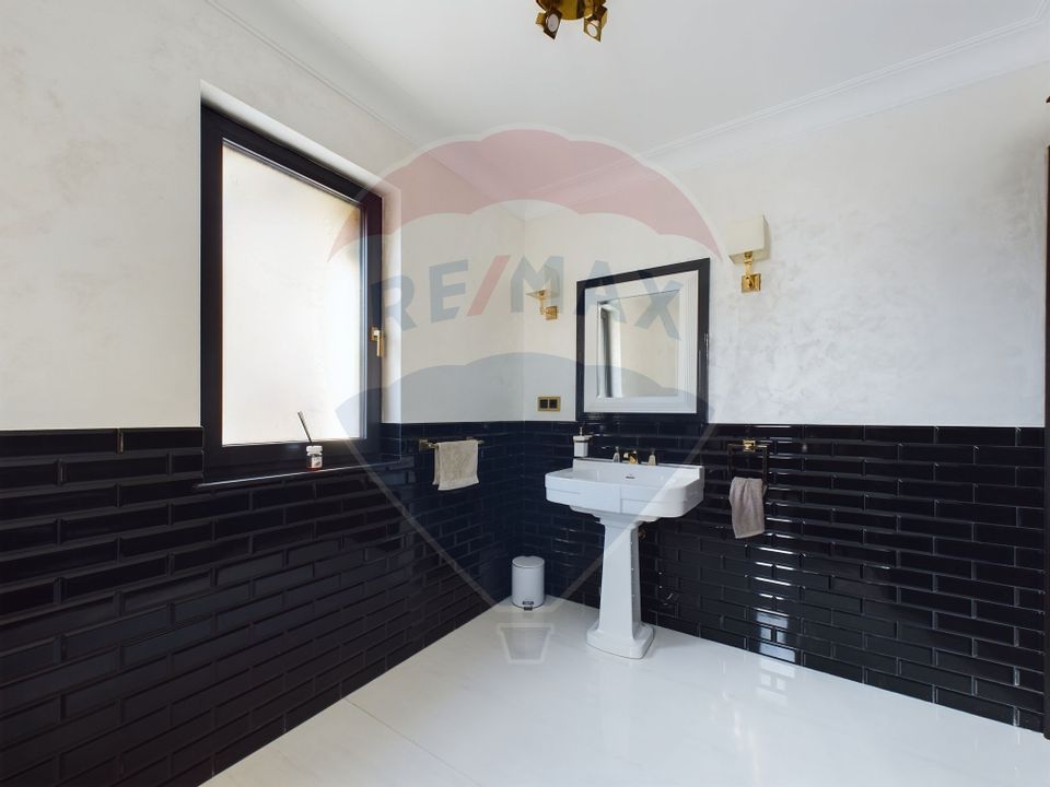 16 room House / Villa for sale, Parcul Carol area